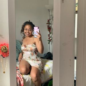 Meet your Posher, Jasmine